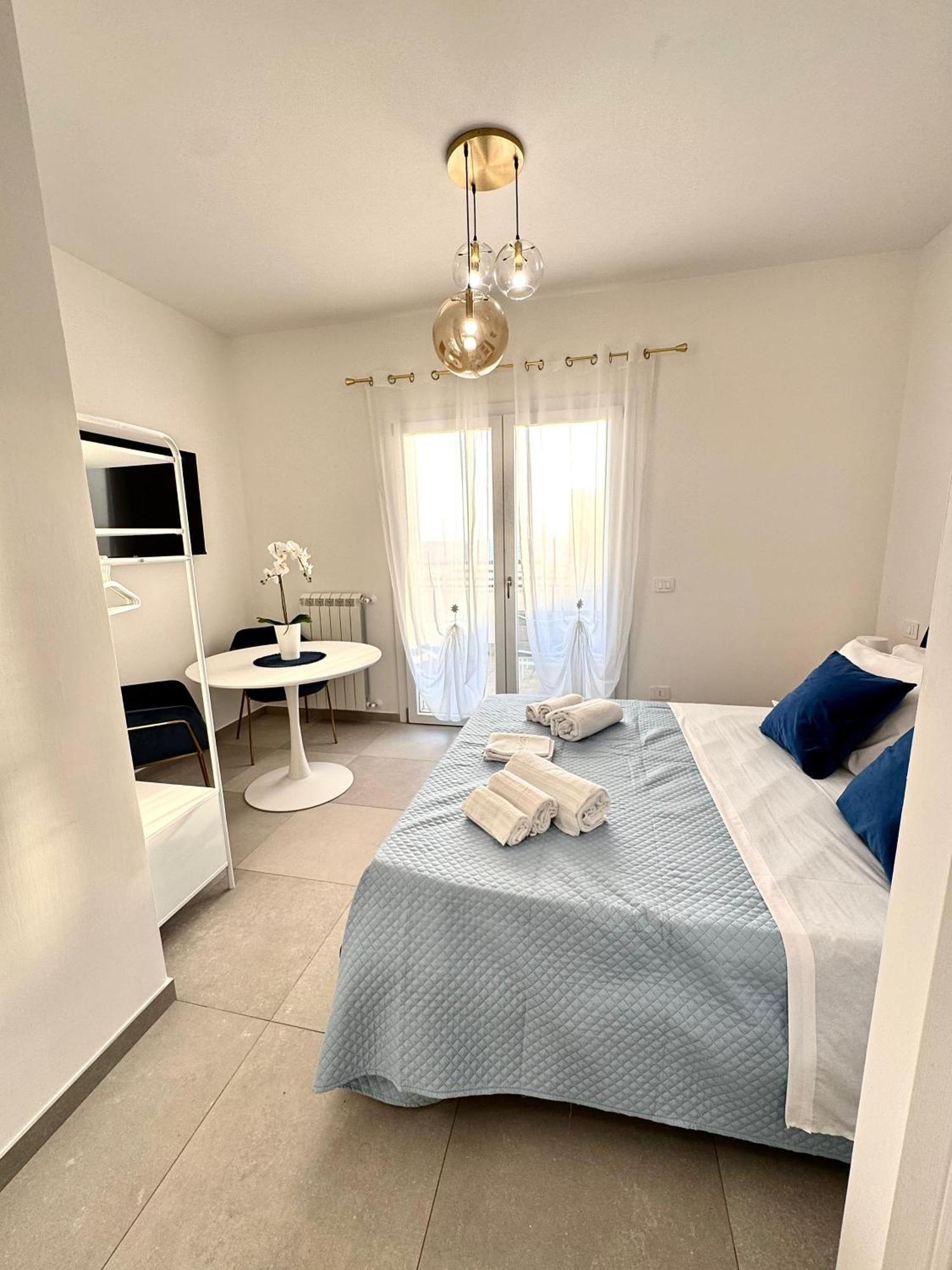 Suites Dreams Fiumicino Mare Exterior photo